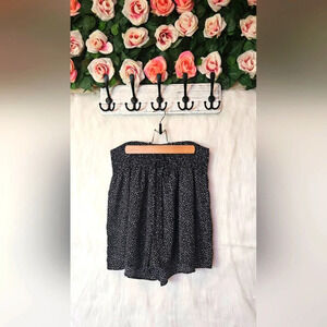 Shein Classic Polka Dot Elastic Waist Shorts